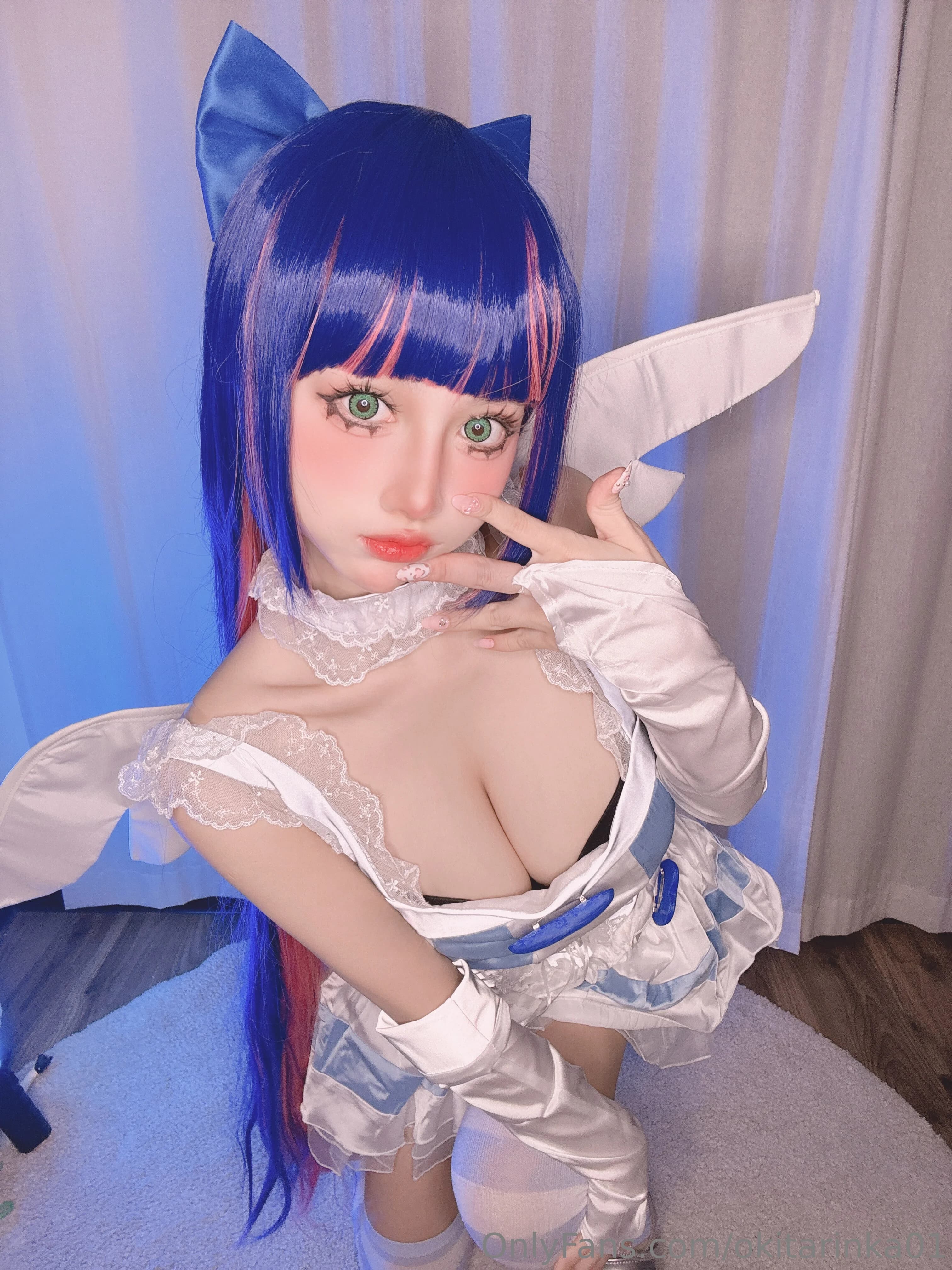 Cat-Ear Maid · 25