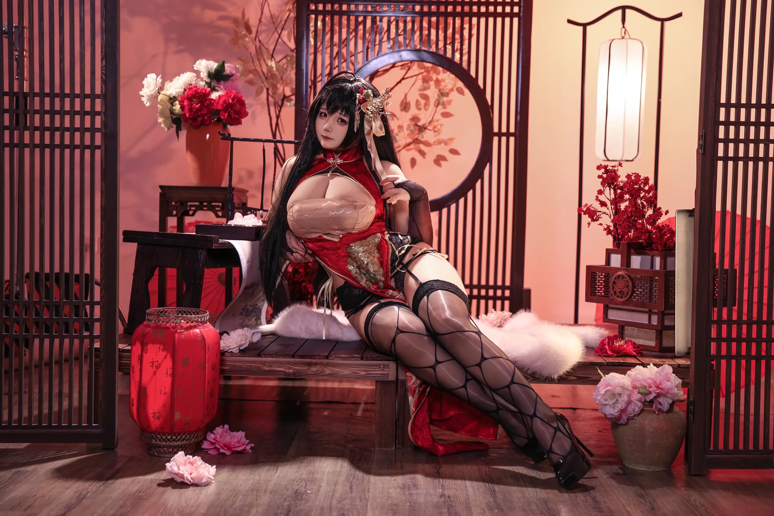 Cheshire & Taihou · 7