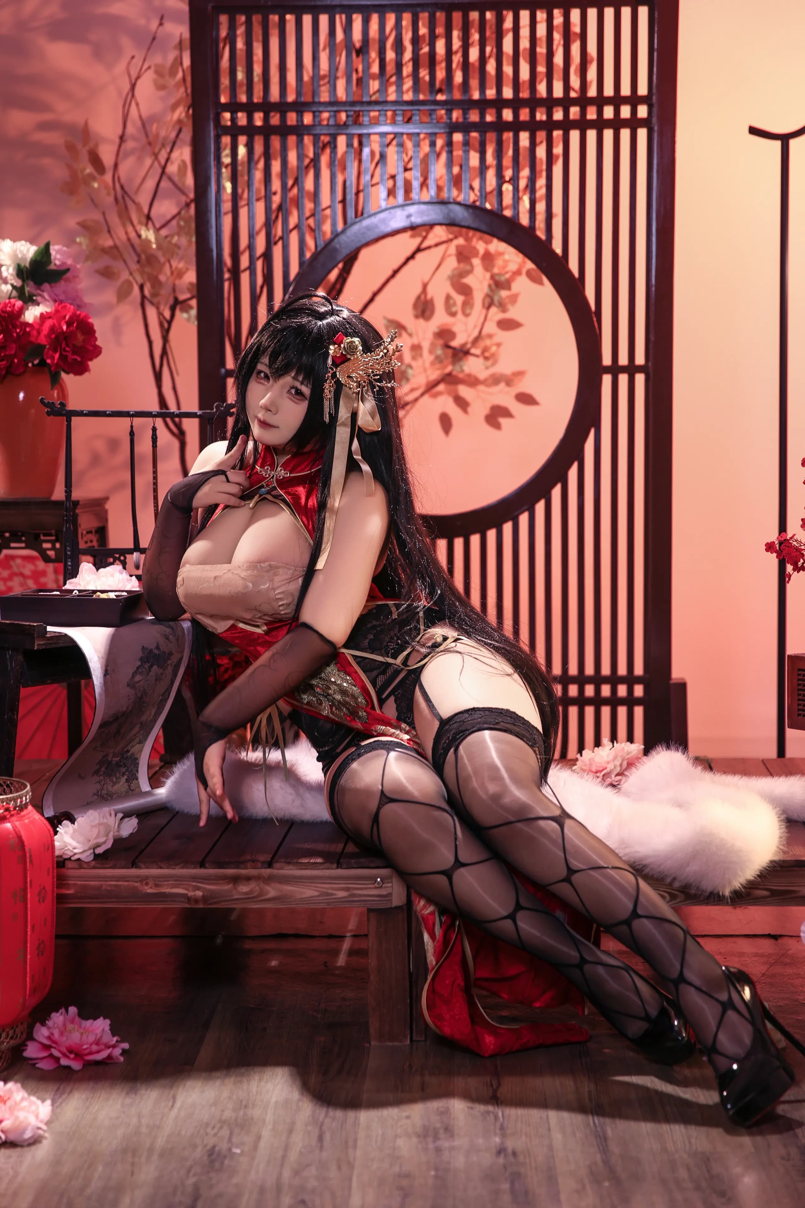 Cheshire & Taihou · 8