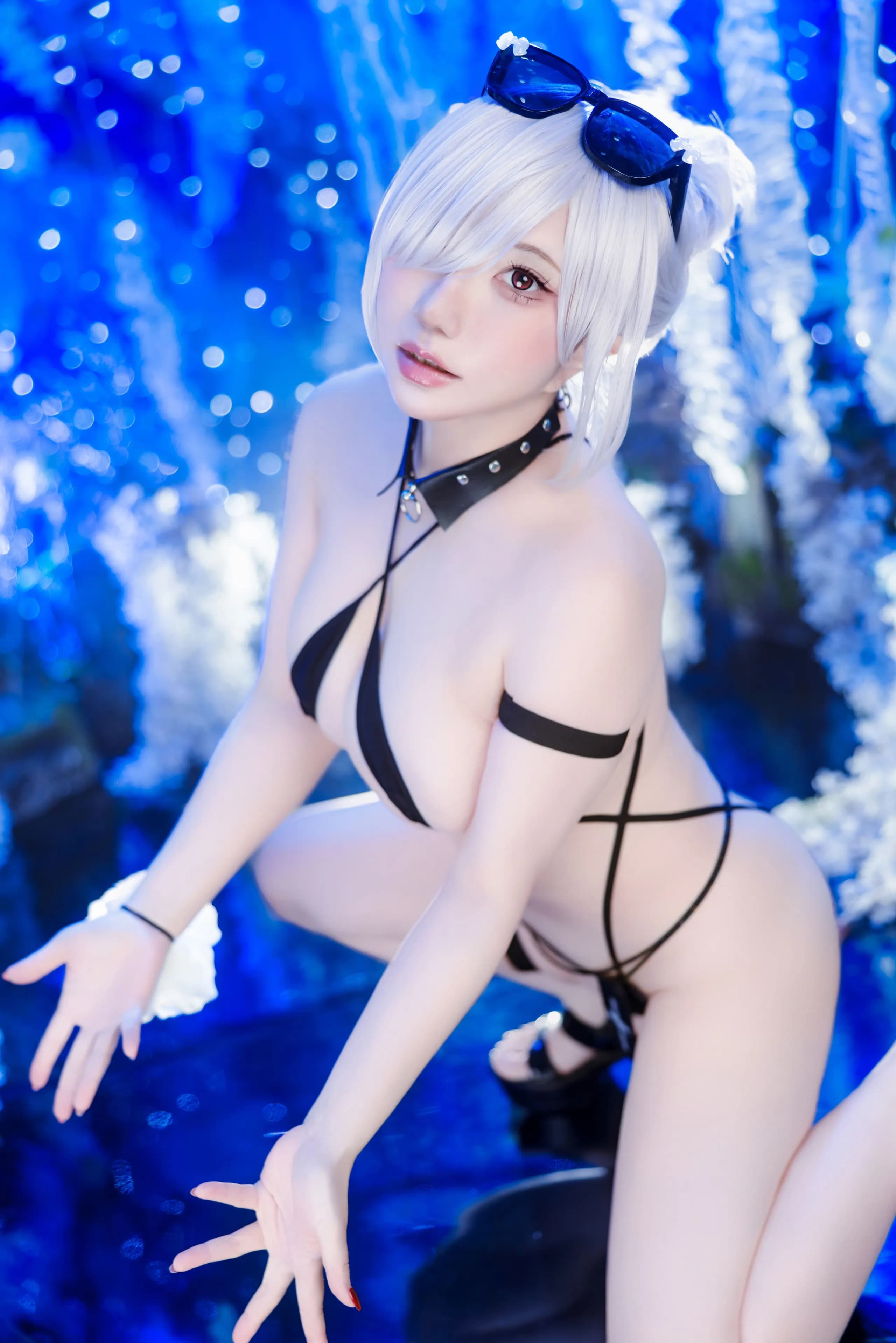Black Cinderella · 38