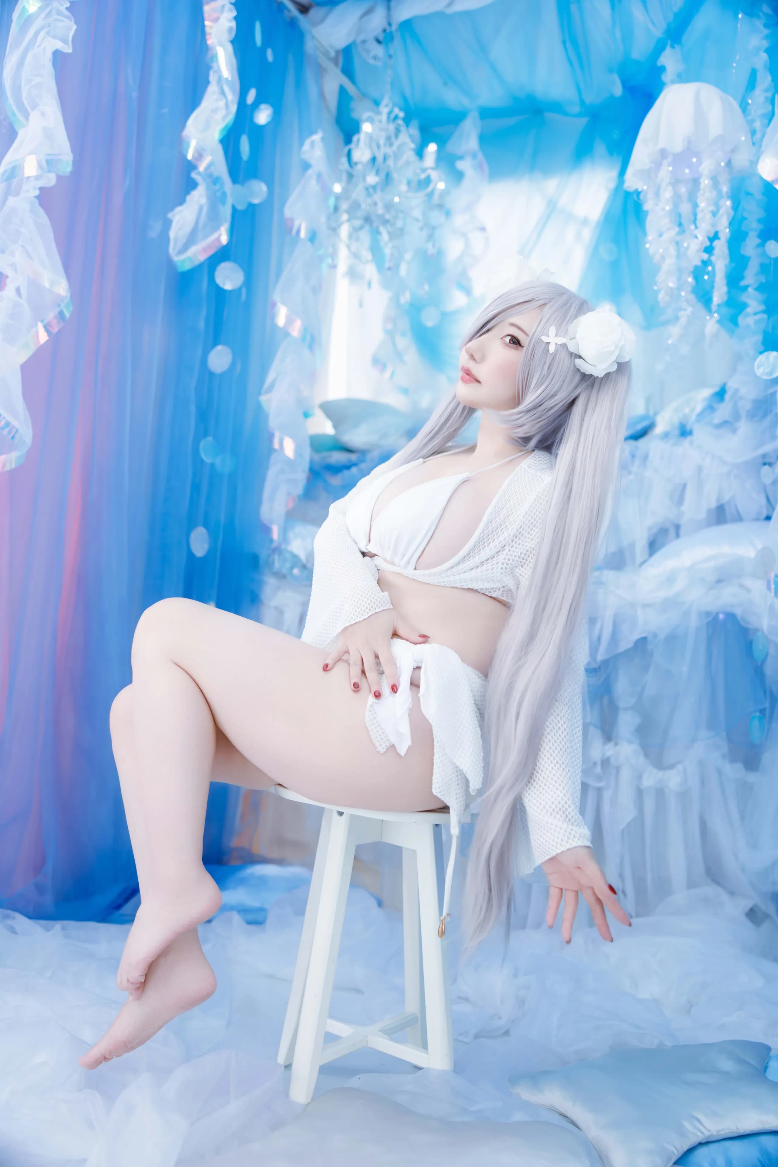 White Cinderella · 124