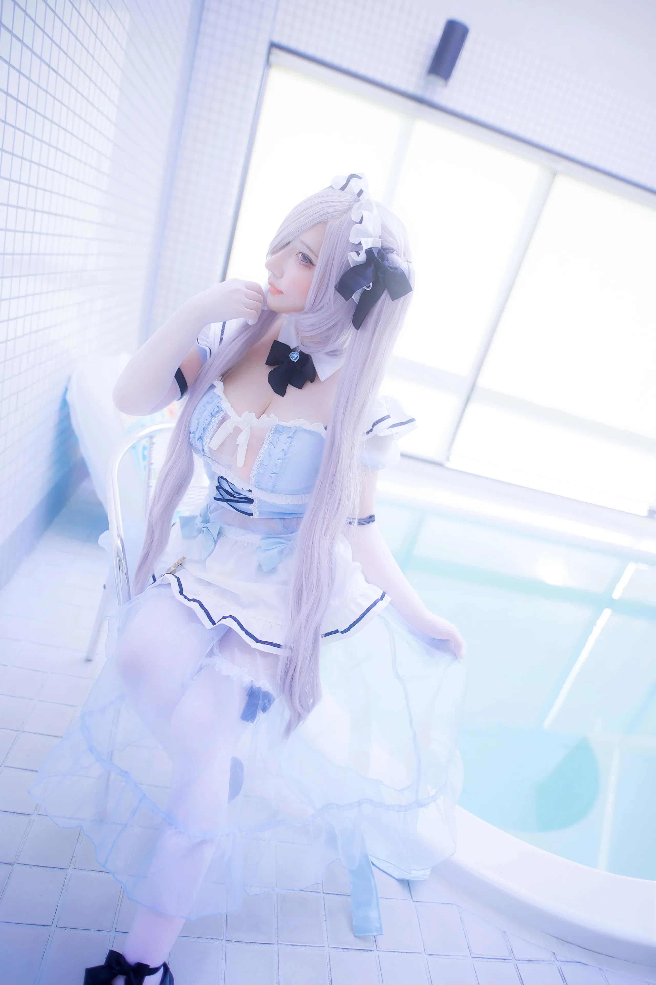 White Cinderella · 350