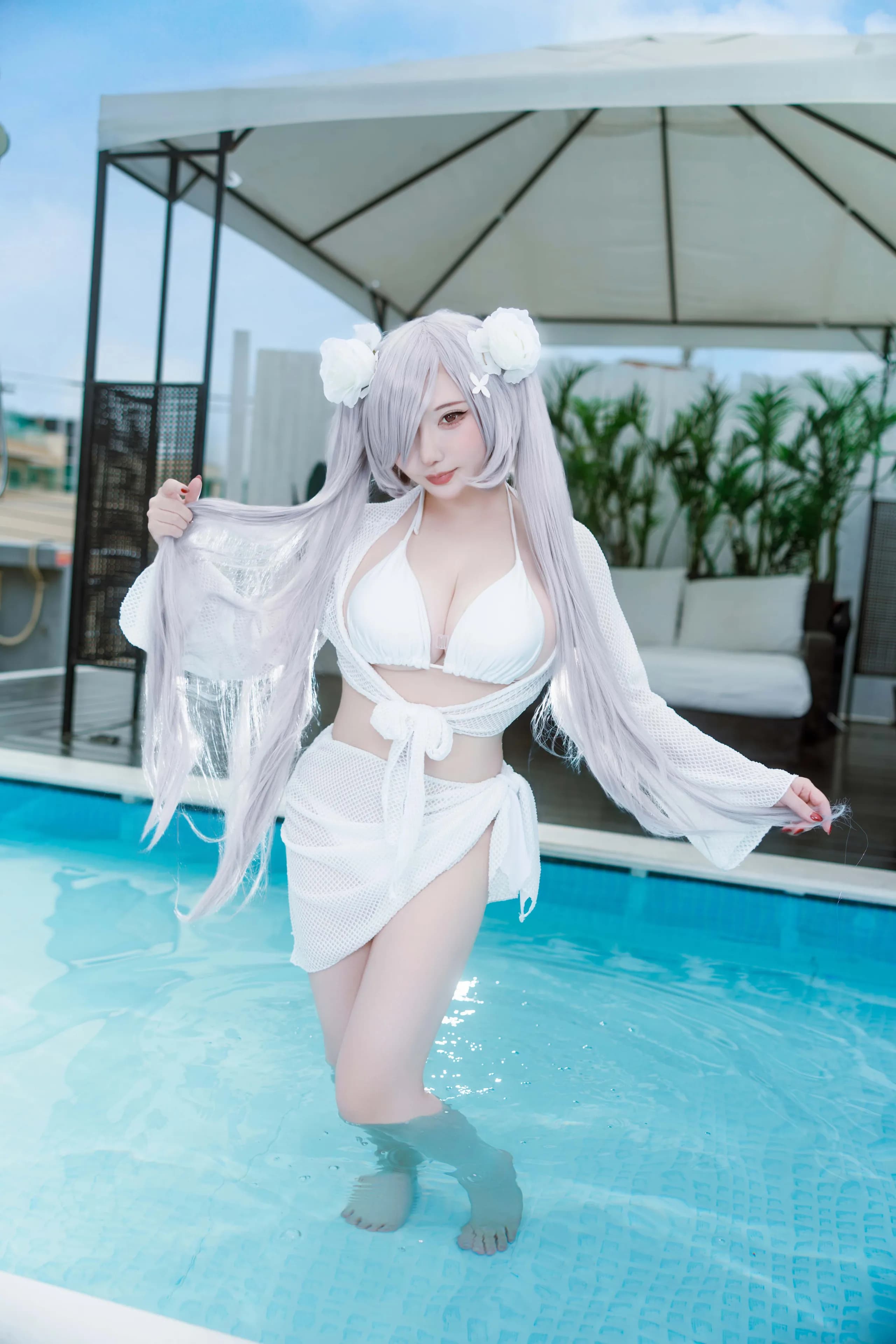 White Cinderella · 34