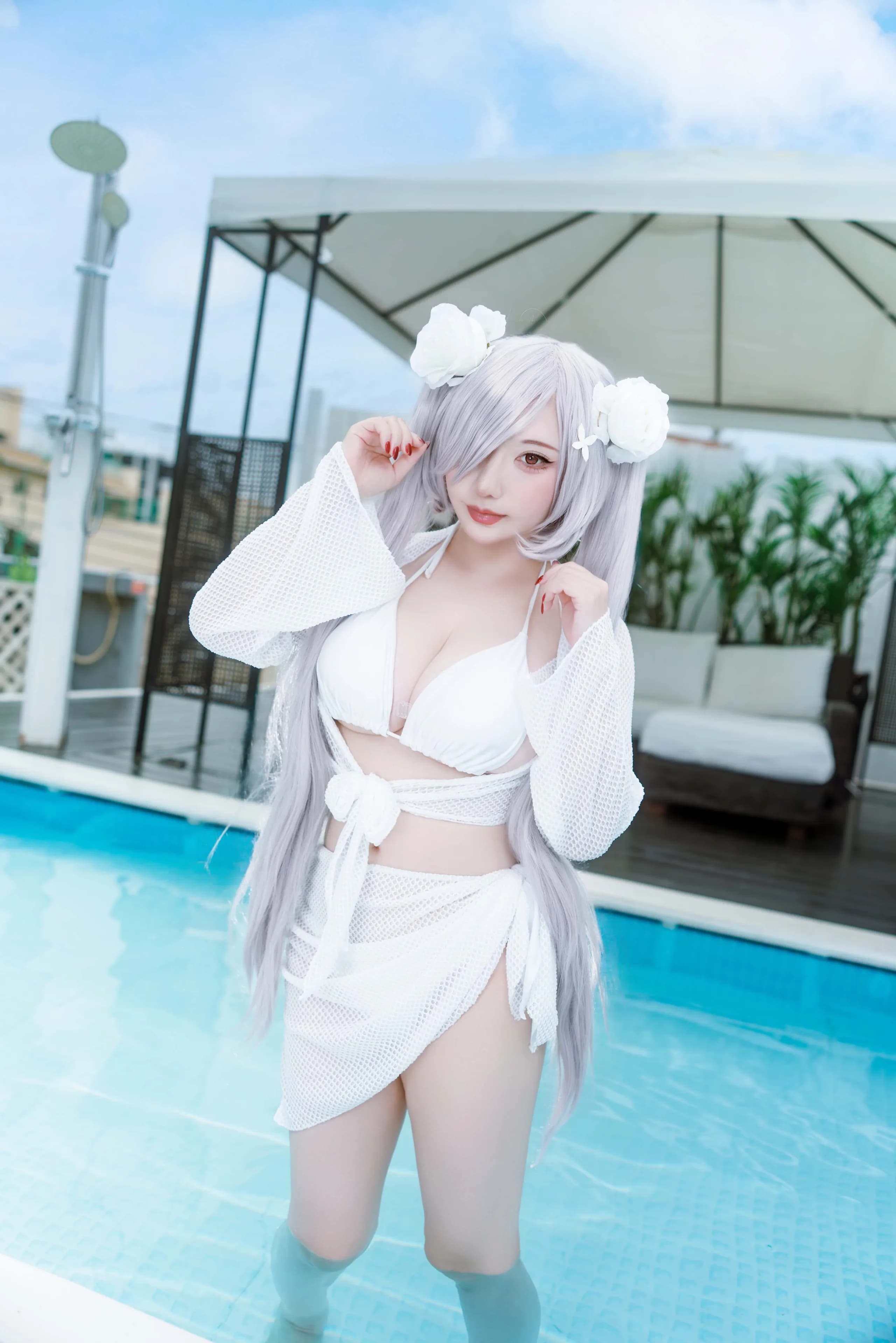 White Cinderella · 32