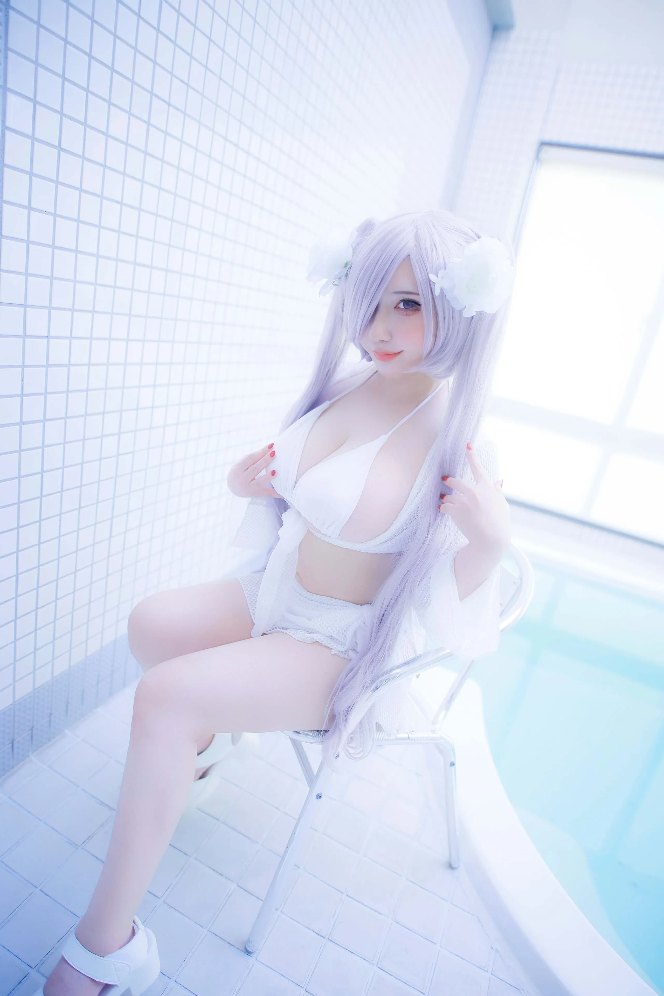 White Cinderella · 266