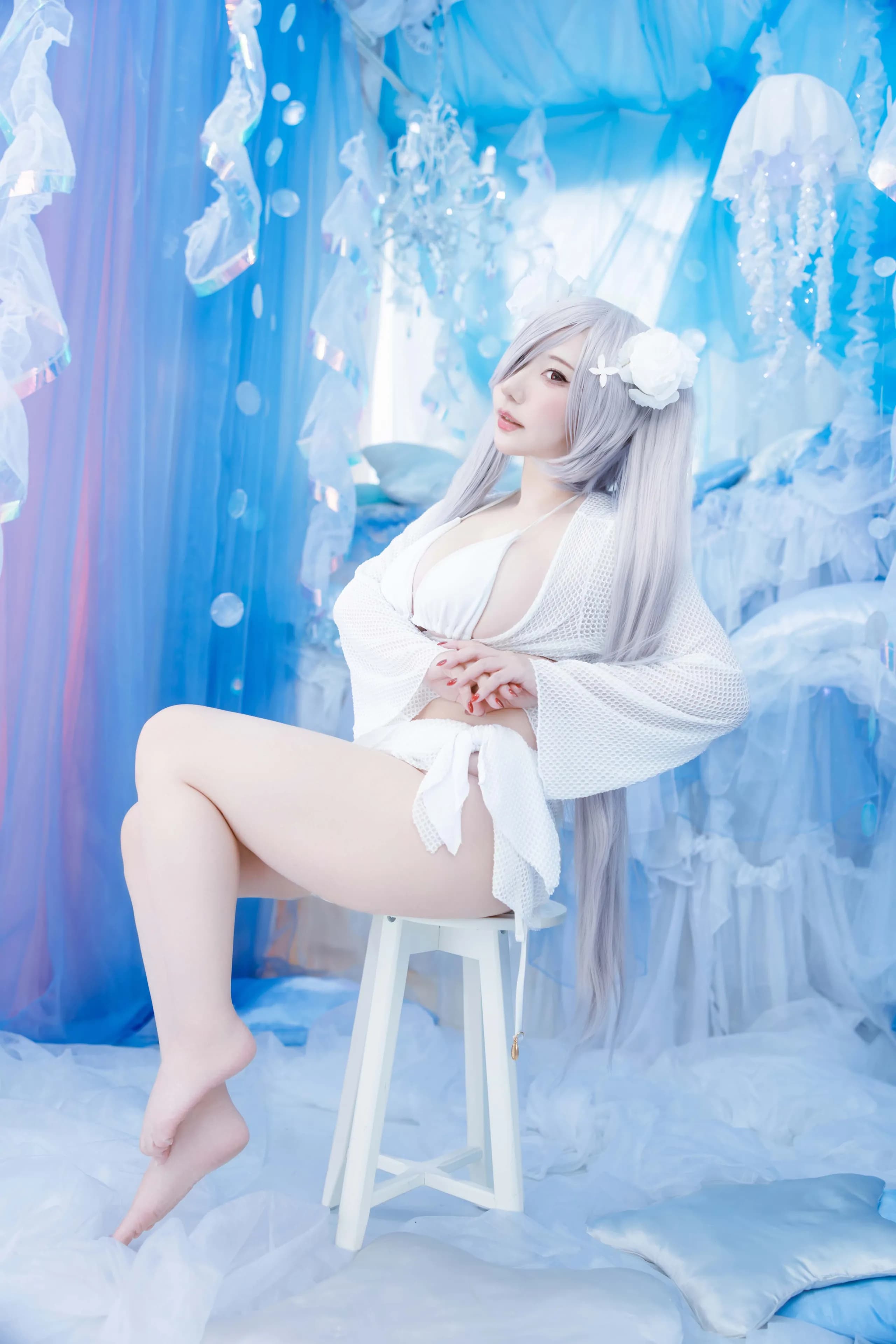 White Cinderella · 125