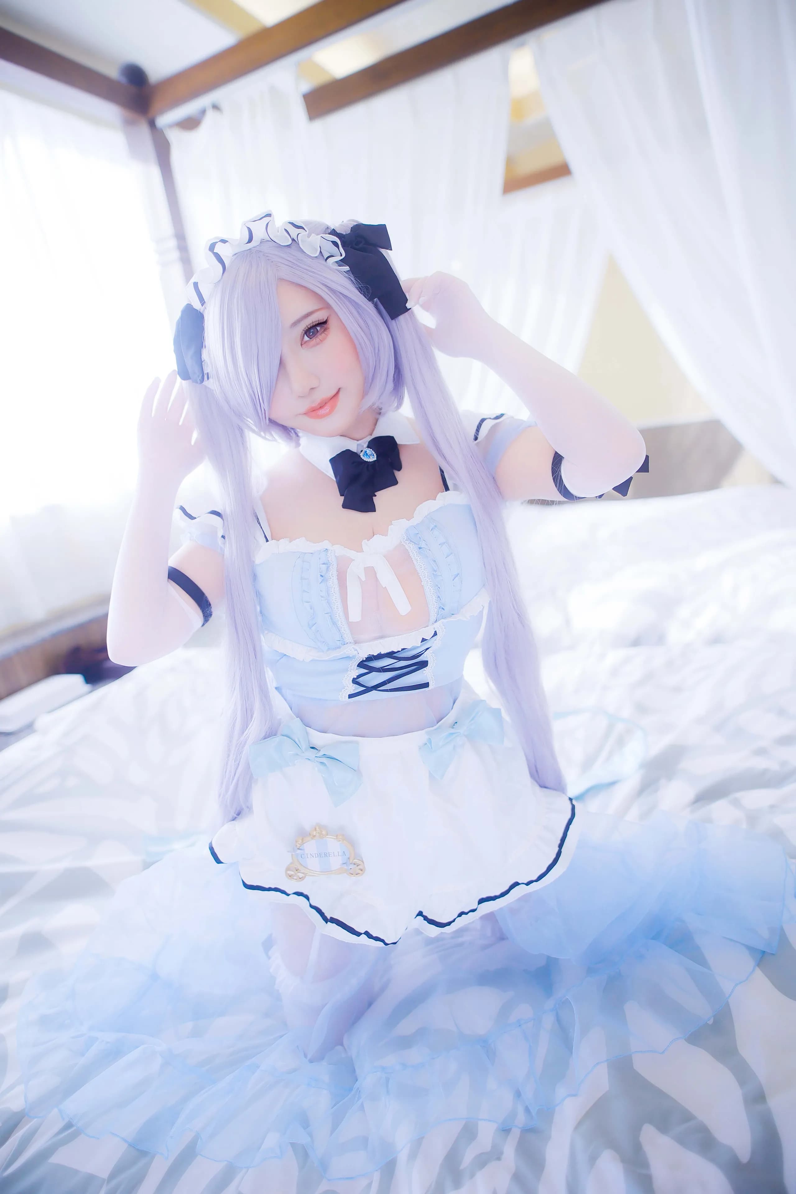 White Cinderella · 320