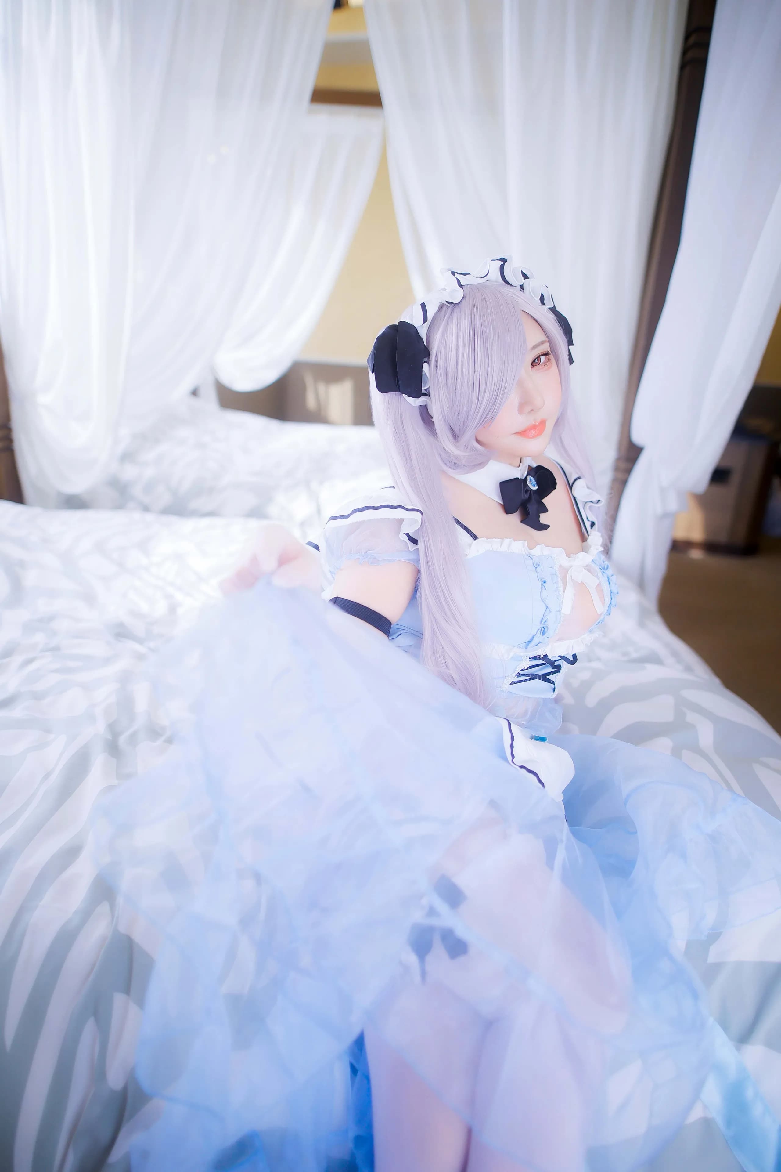White Cinderella · 299