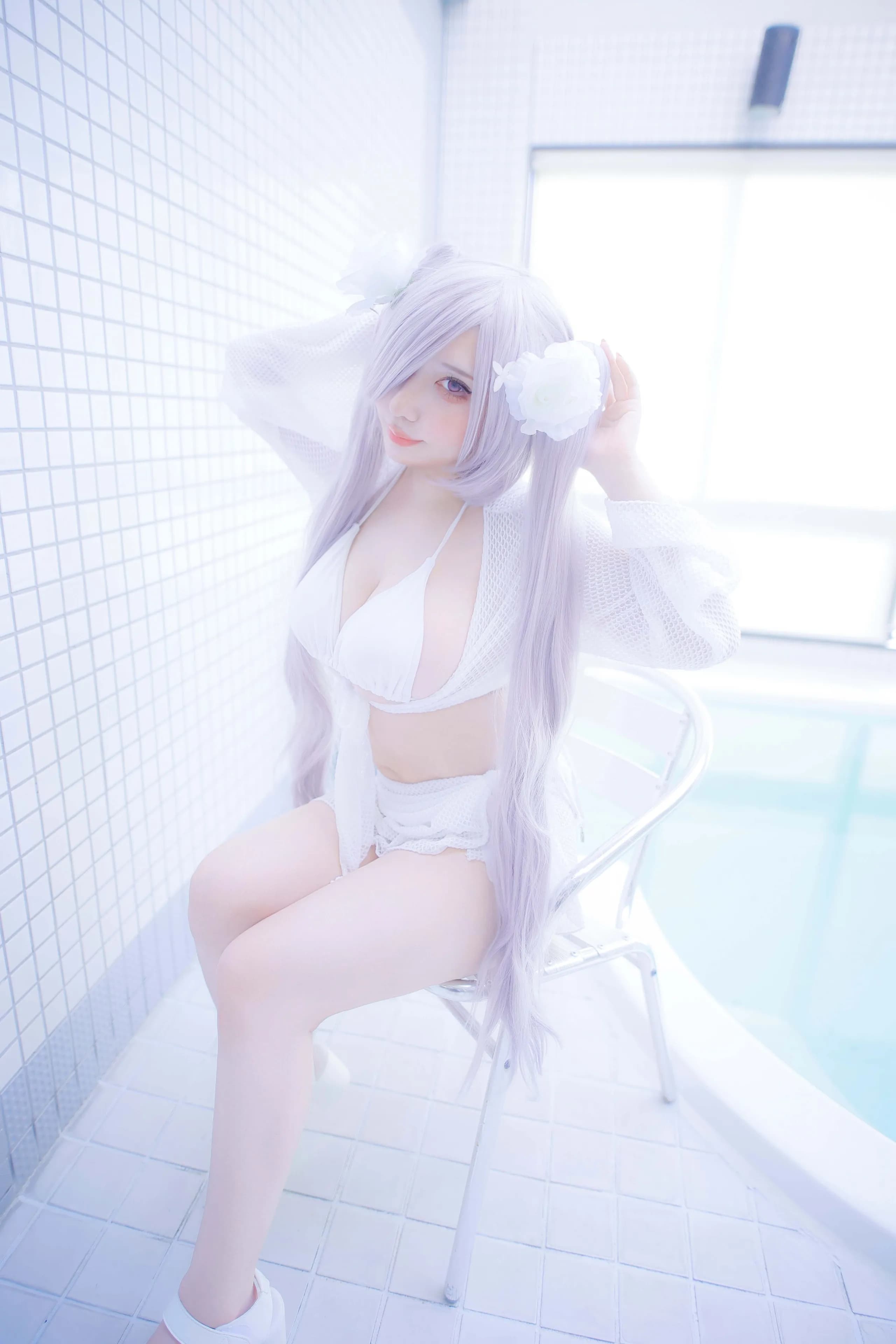 White Cinderella · 260
