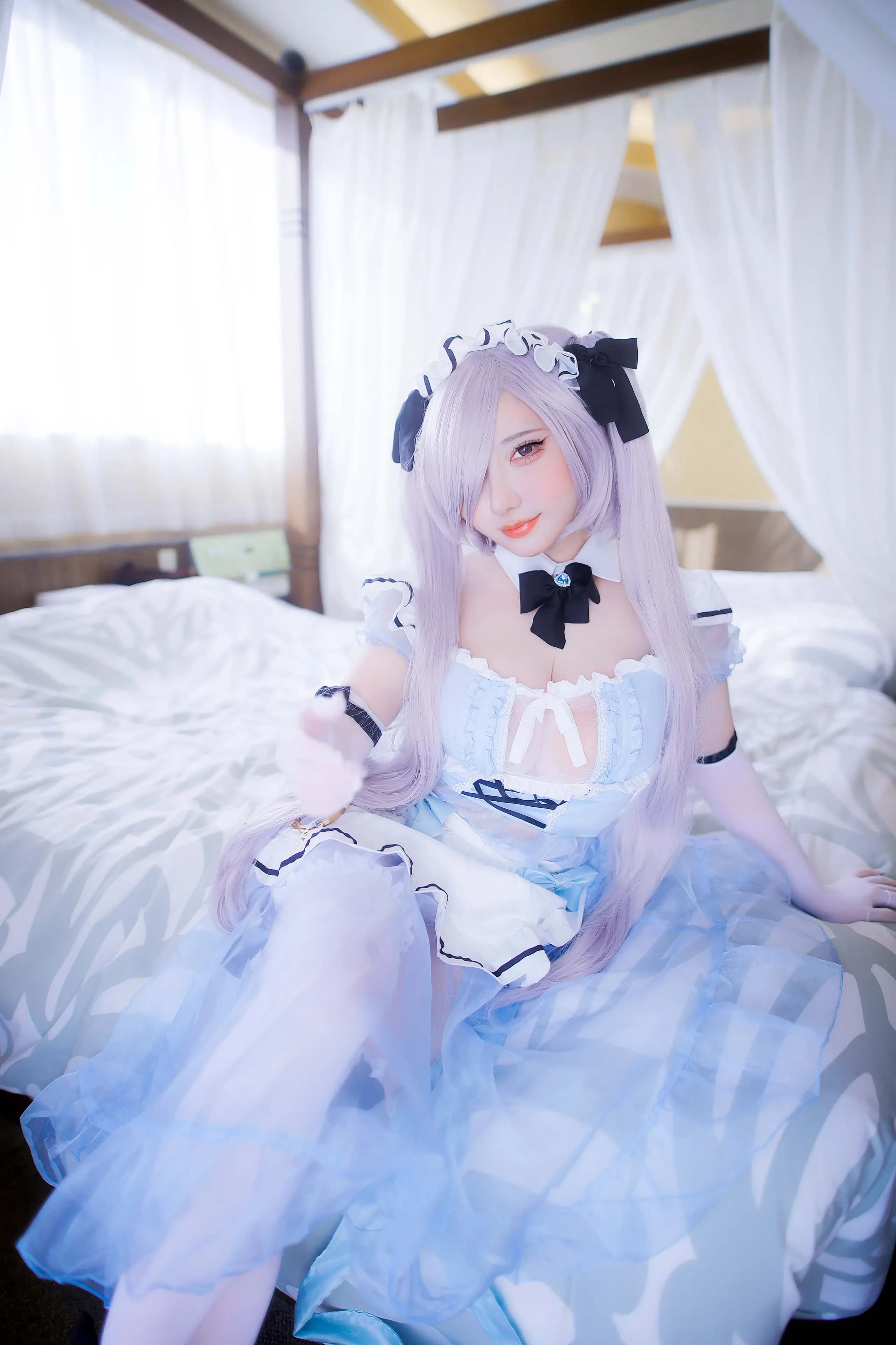 White Cinderella · 280