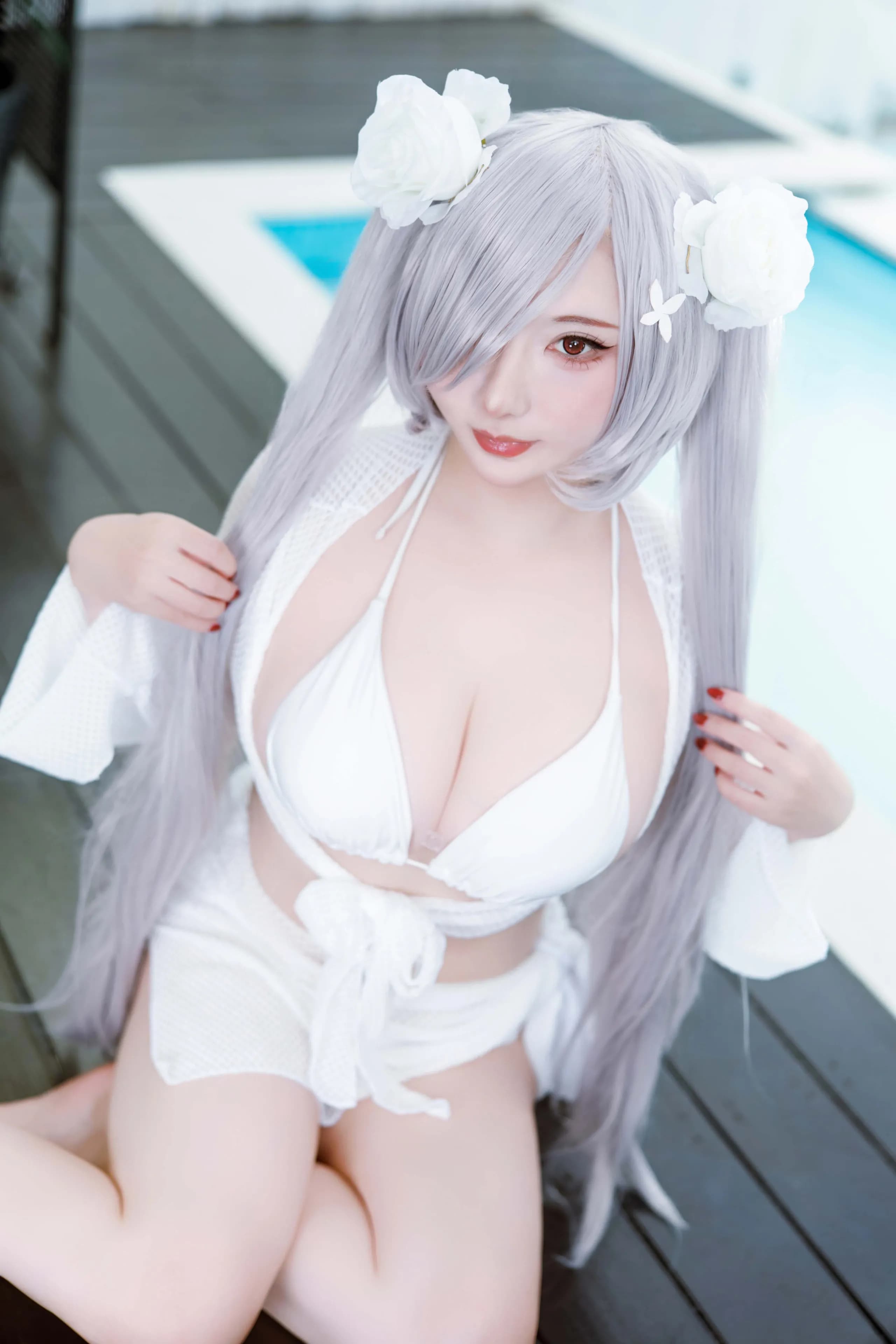 White Cinderella · 3