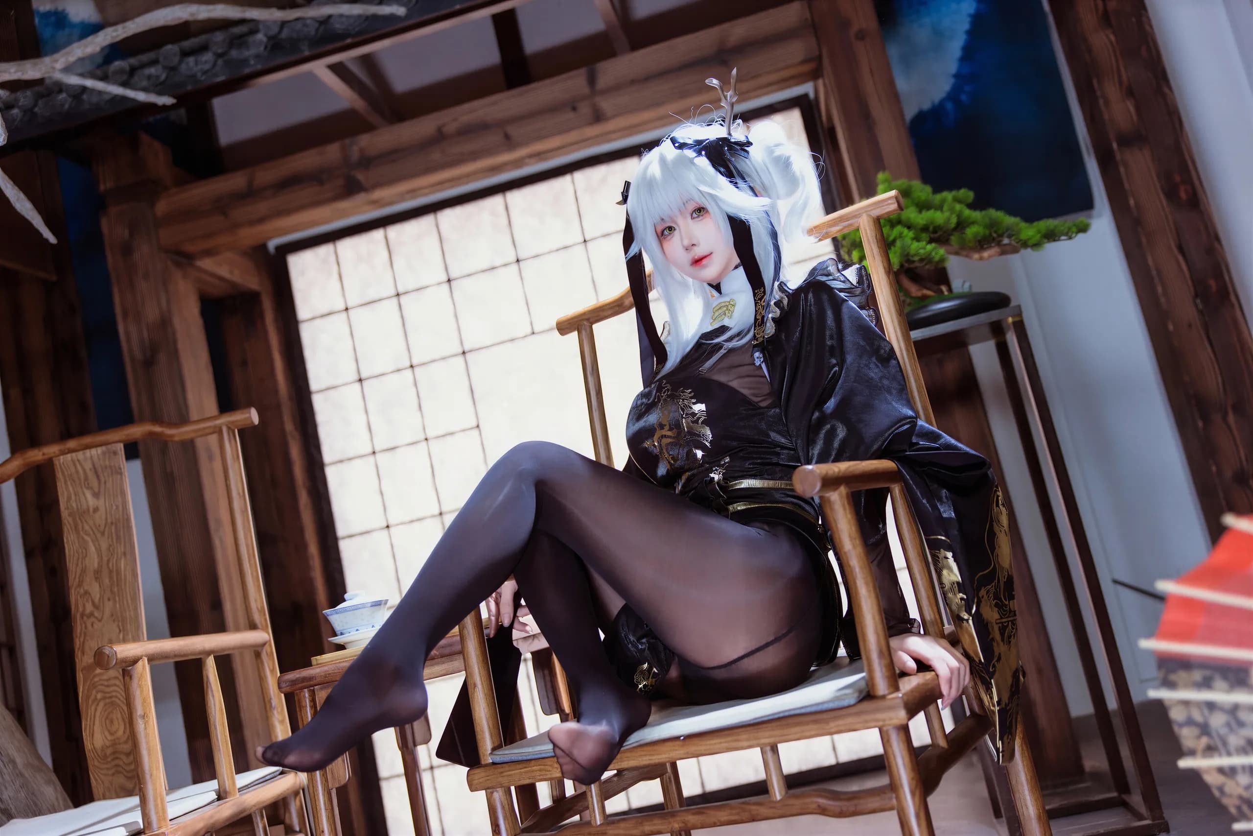 Goddess of Victory: NIKKE · Blanc · 5