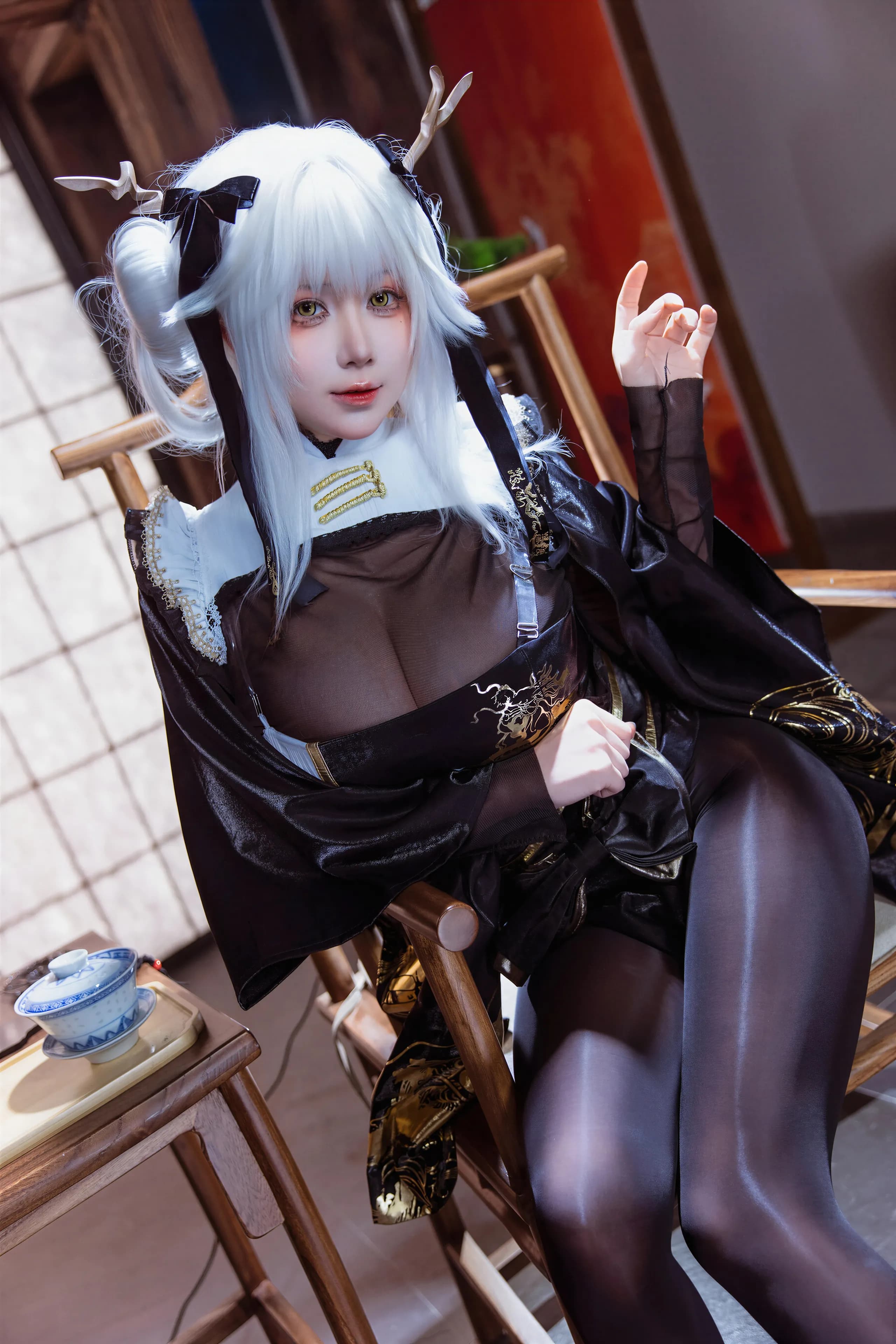 Goddess of Victory: NIKKE · Blanc · 28