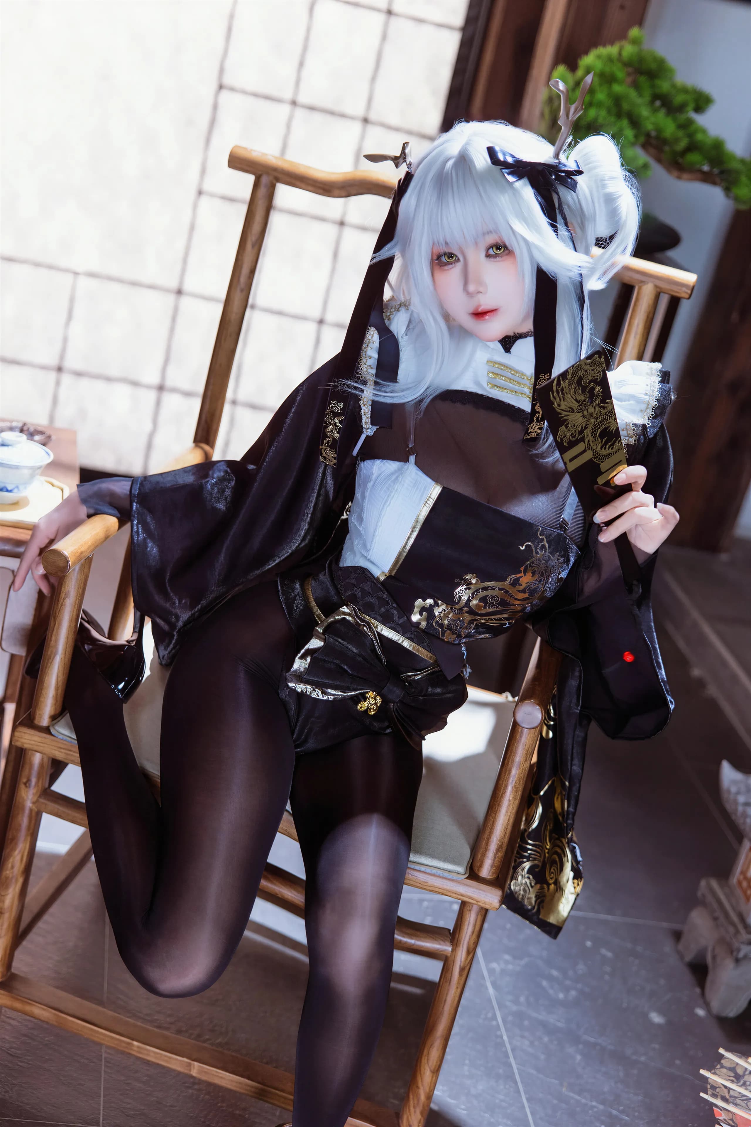 Goddess of Victory: NIKKE · Blanc · 4